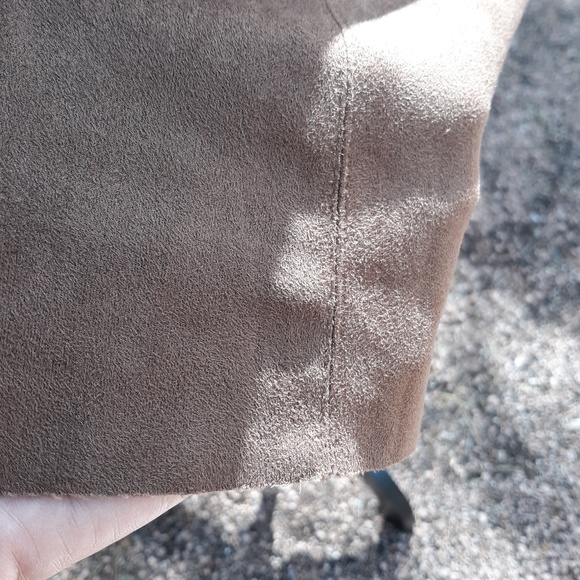 Suede-like Short Skirt - Picture 6 of 6